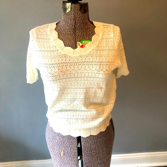 Knitt Mix scallop necked white large top - Picture 1 of 2